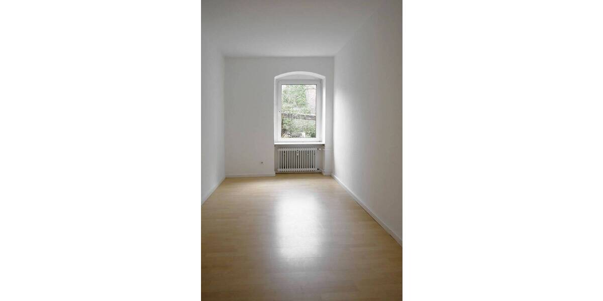 Etagenwohnung Kassel West - 4 Zimmer, 80 m&sup2;, 198.000&euro; | Angebot:26188828