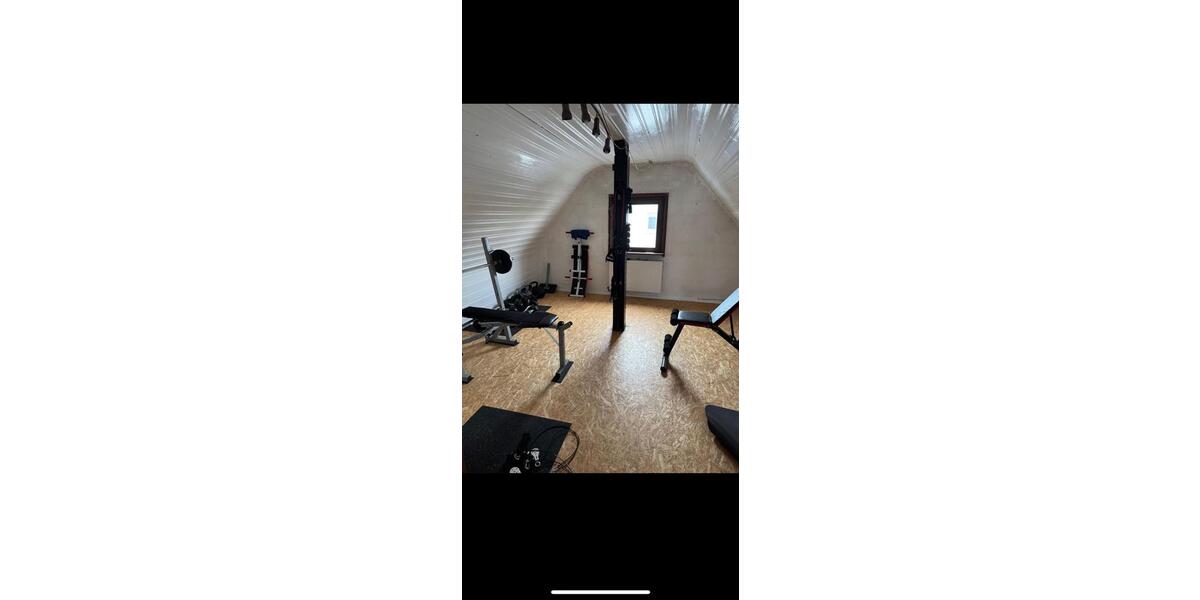 Einfamilienhaus Felsberg - 10 Zimmer, 200 m&sup2;, 300.000&euro; | Angebot:26632795
