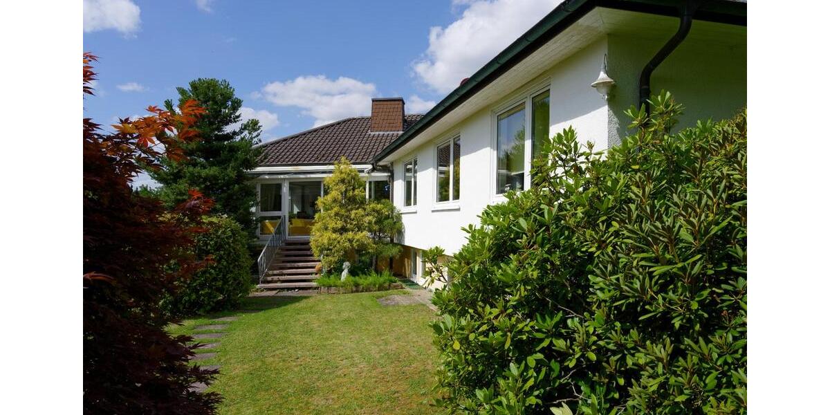Einfamilienhaus Kaufungen - 10.5 Zimmer, 294 m&sup2;, 595.000&euro; | Angebot:24826298