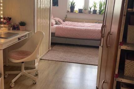 Wohnung Naumburg - 3 Zimmer, 75 m&sup2;, 530&euro; | Angebot:27628433