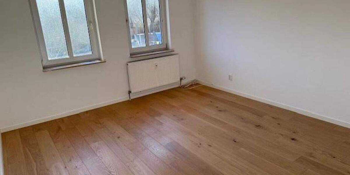 Zentral und doch im Grünen - familienfr. 4 ZKB, frei, gehoben u. renov., prov.-frei 4 zimmer