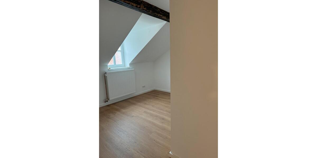 Attraktive Dachgeschosswohnung im Fachwerk 4 zimmer