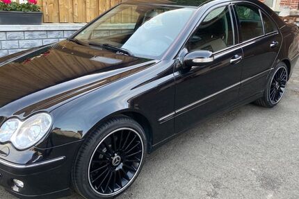 Mercedes-Benz C 230 190.830 km 3.999 &euro; Schauenburg 34270