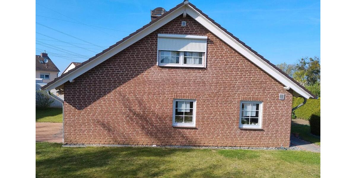Einfamilienhaus Lohfelden - 4 Zimmer, 111 m&sup2;, 299.000&euro; | Angebot:27002299