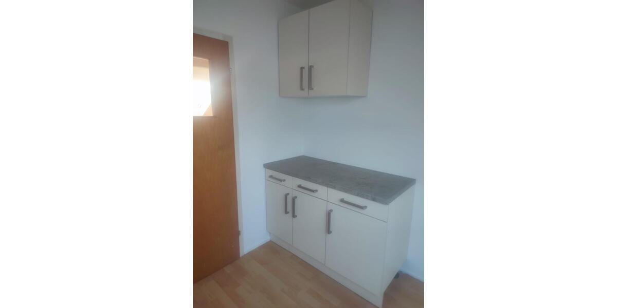 Dachgeschoßwohnung Kassel Fasanenhof - 3 Zimmer, 67 m&sup2;, 670&euro; | Angebot:26135598