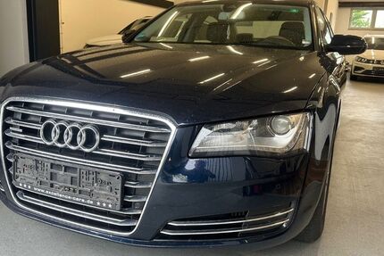 Audi A8 322.000 km 15.300 &euro; Kassel 34123