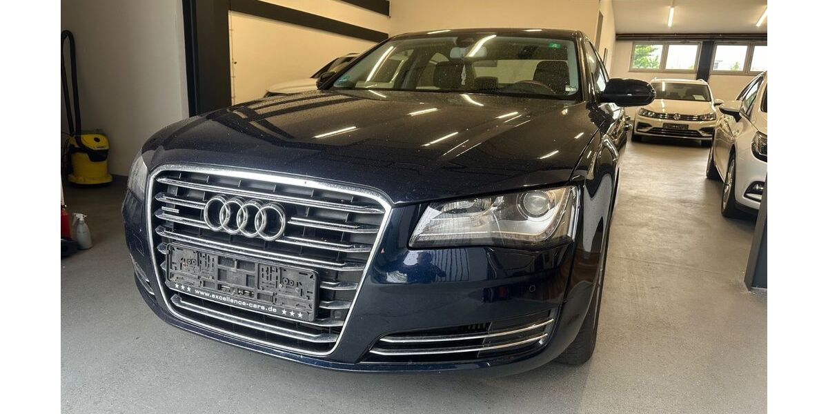 Audi A8 322.000 km 15.300 &euro; Kassel 34123