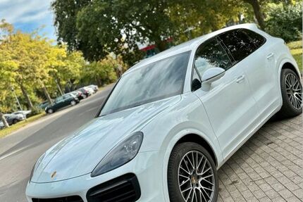 Porsche Cayenne 155.000 km 48.250 € Baunatal 34225