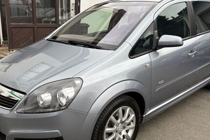 Opel Zafira 121.595 km 4.990 € Kassel 34127