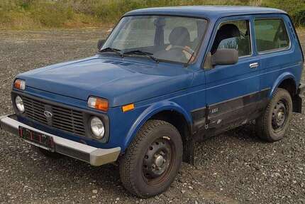 Lada Niva 99.562 km 1.985 &euro; Gudensberg, Stadt 34281