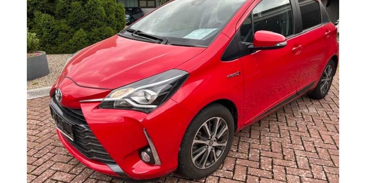 Toyota Yaris 30.000 km 13.990 &euro; Fritzlar 34560