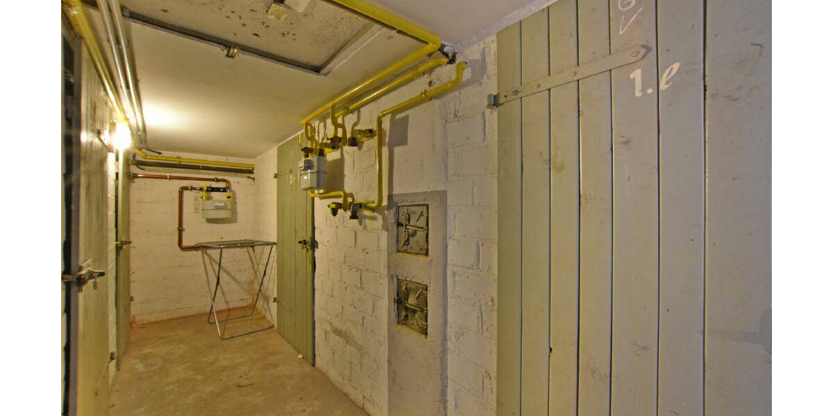 12-Familien-Haus in ruhiger Lage Nähe Marienkrankenhaus - energetisch modernisiert 2 zimmer