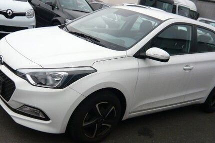 Hyundai i20 71.400 km 7.990 &euro; Kassel 34123