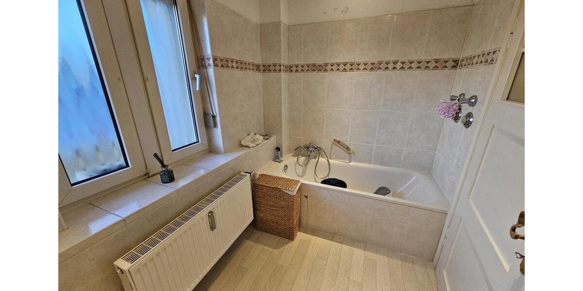 Mehrfamilienhaus, Wohnhaus Kassel Nordshausen - 7 Zimmer, 190 m&sup2;, 390.000&euro; | Angebot:24467001