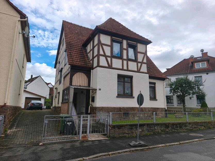Haus in Grebenstein Ein bis Zwei Familien