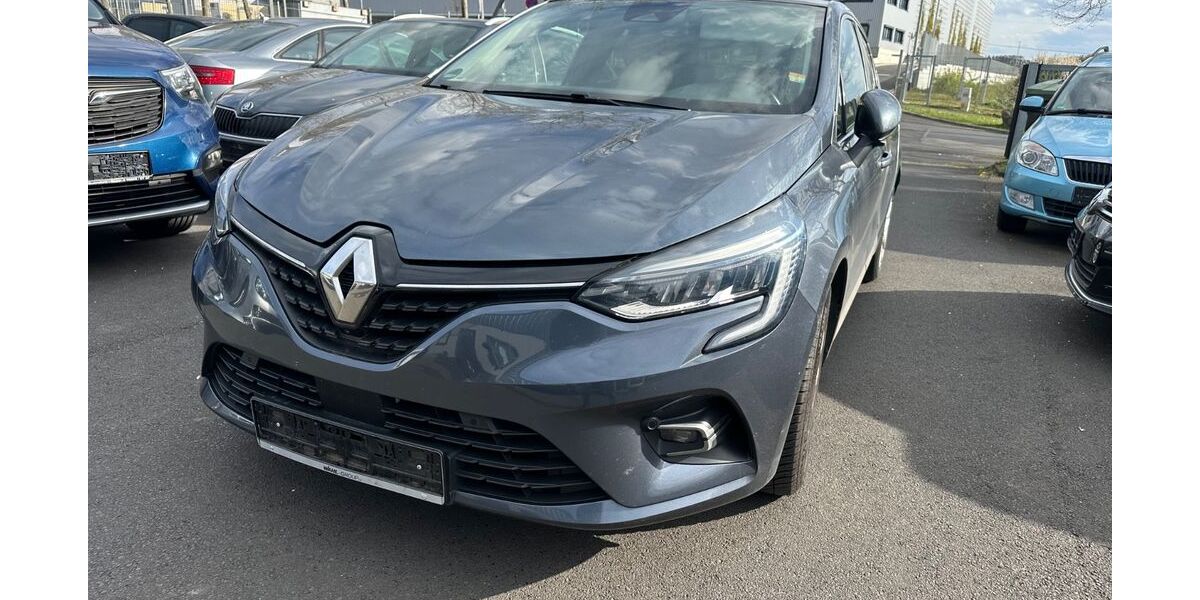 Renault Clio 102.000 km 8.999 &euro; Kassel 34123