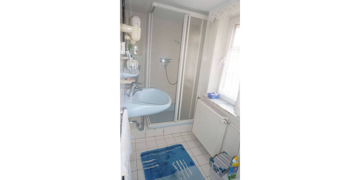 Mehrfamilienhaus, Wohnhaus Gudensberg Obervorschütz - 6 Zimmer, 180 m&sup2;, 295.000&euro; | Angebot:26155815