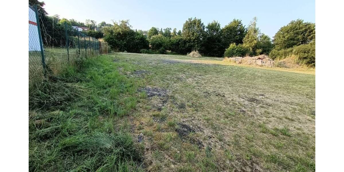 Gewerbeobjekt in Hessisch Lichtenau, OT Walburg mit großzügigem Grundstück zimmer