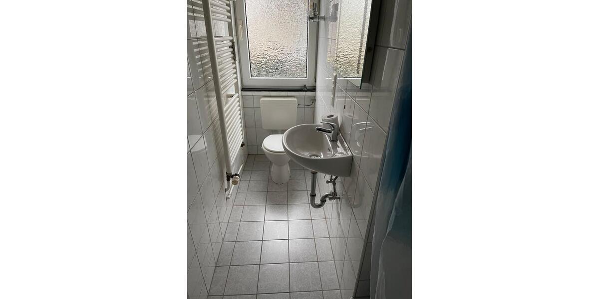 Etagenwohnung Kassel Südstadt - 1 Zimmer, 22 m&sup2;, 430&euro; | Angebot:25405398