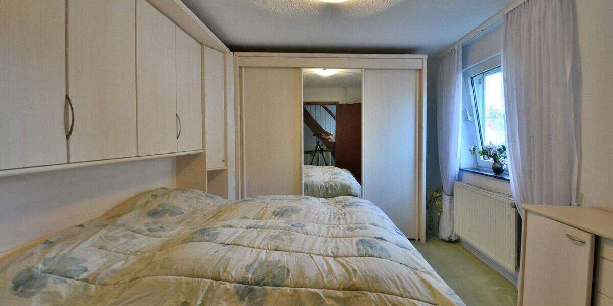 Doppelhaushälfte Kassel Bettenhausen - 4 Zimmer, 107 m&sup2;, 240.000&euro; | Angebot:24720722