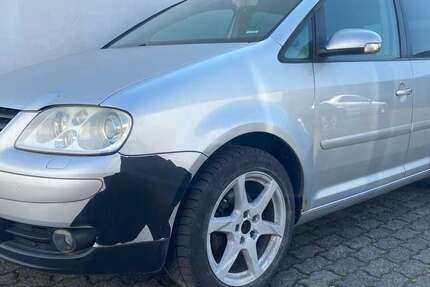 VW Touran 258.000 km 2.999 &euro; Kassel 34127
