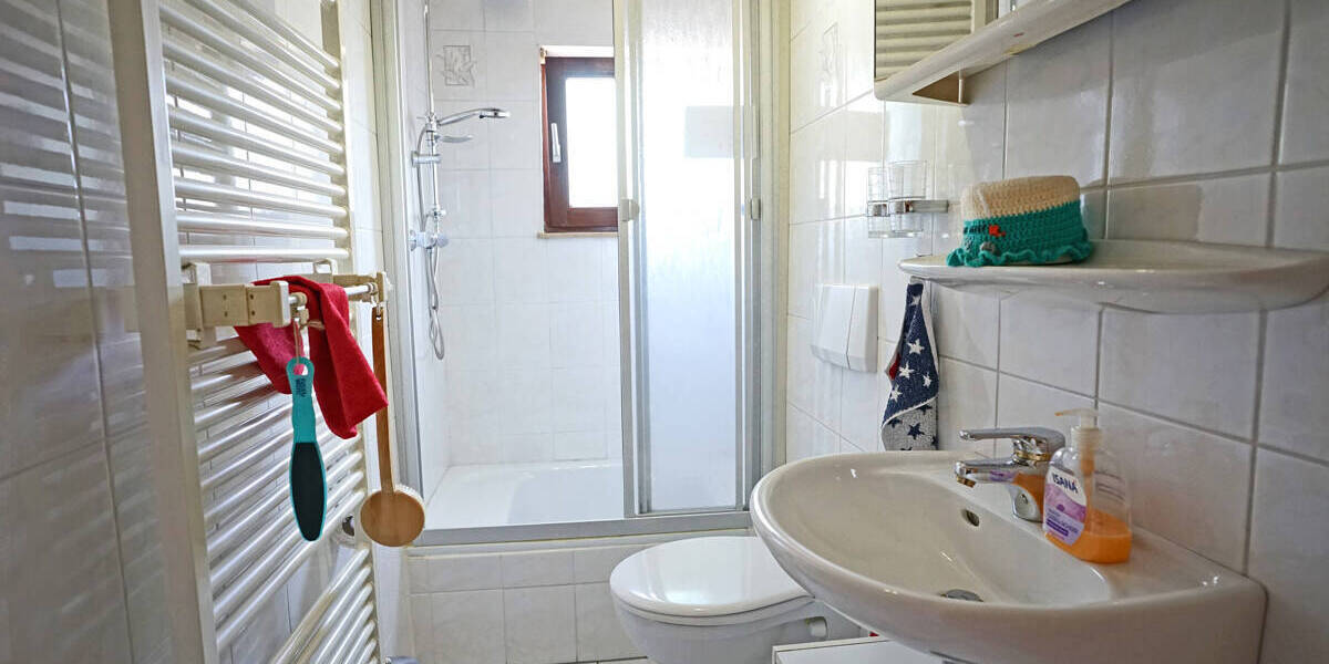 DAS BAUERNHAUS FÜR DIE GROSSE FAMILIE IM ORTSKERN VON VOLLMARSHAUSEN 8 zimmer