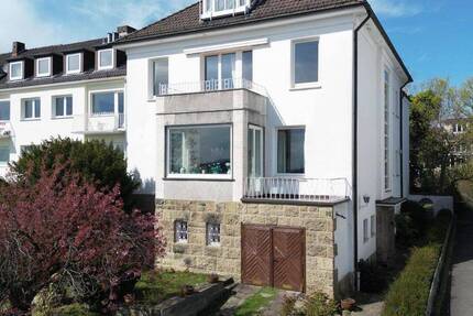 Haus Kassel Mitte - 1 Zimmer, 538 m&sup2;, 1.500.000&euro; | Angebot:26306111