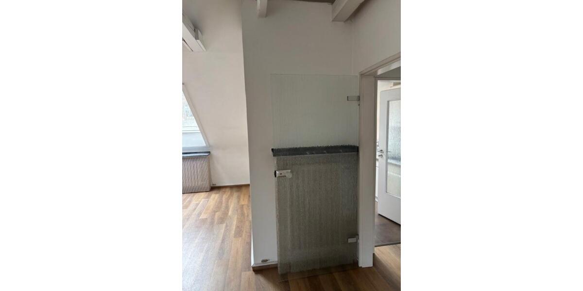 Etagenwohnung Kassel Vorderer Westen - 3 Zimmer, 65 m&sup2;, 780&euro; | Angebot:25960060