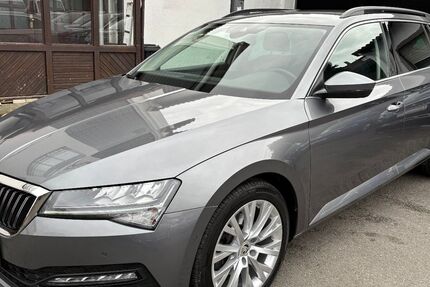 Skoda Superb 110.838 km 22.990 &euro; Kassel 34127