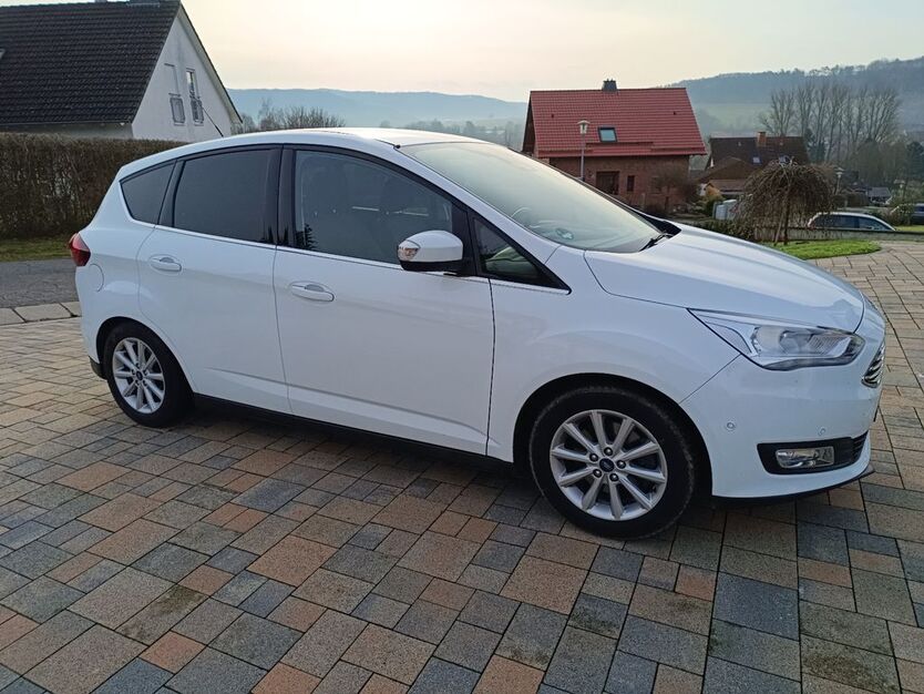 Ford C-Max 48.121 km 9.490 € Liebenau 34396