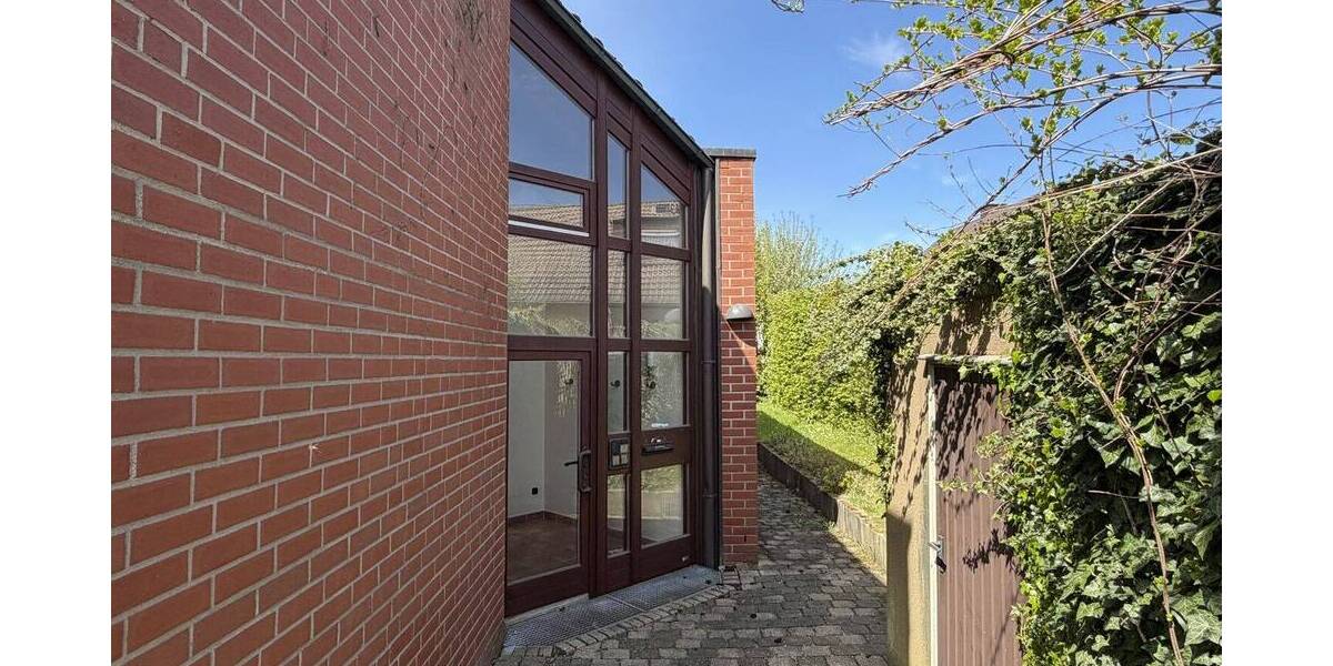 Einfamilienhaus Baunatal Altenbauna - 7 Zimmer, 160 m&sup2;, 395.000&euro; | Angebot:26674287