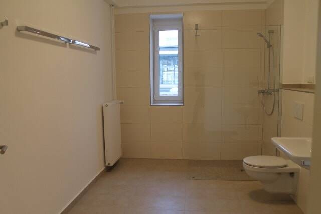 Etagenwohnung Kassel Wesertor - 2 Zimmer, 80 m&sup2;, 800&euro; | Angebot:26557781