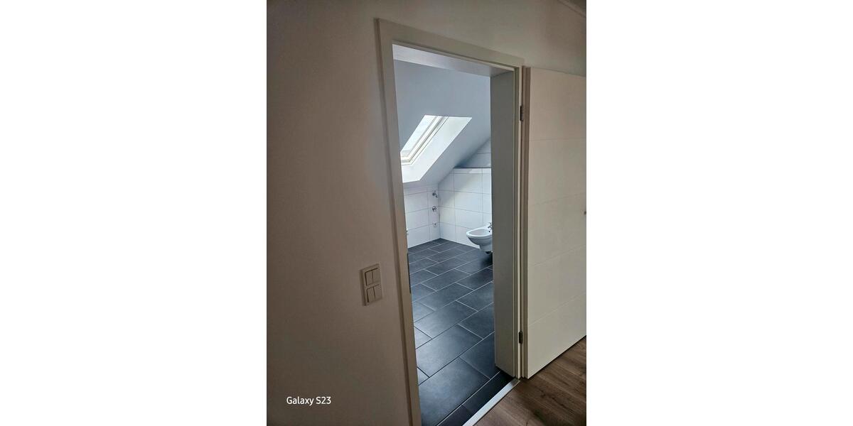 Dachgeschoßwohnung Hofgeismar - 3 Zimmer, 120 m&sup2;, 900&euro; | Angebot:26302643