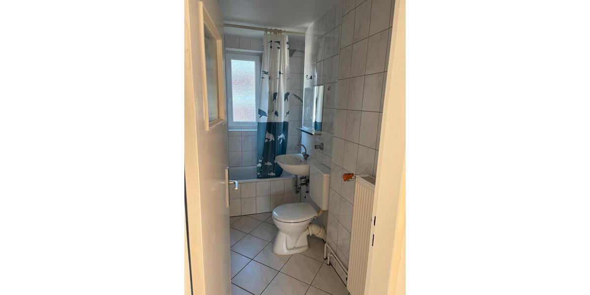 Etagenwohnung Kassel Niederzwehren - 3 Zimmer, 76 m&sup2;, 714&euro; | Angebot:26265649