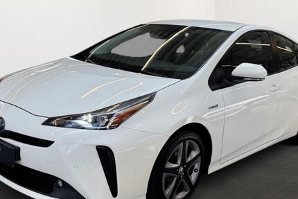 Toyota Prius 110.000 km 17.990 &euro; Kassel 34123