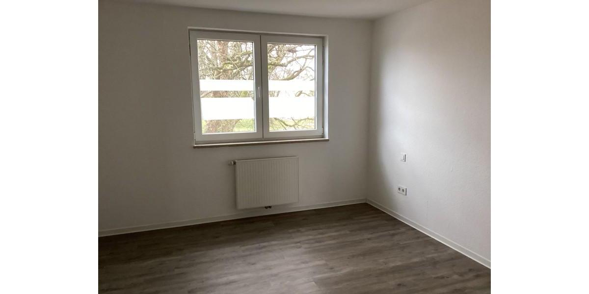 Etagenwohnung Kassel Niederzwehren - 3 Zimmer, 67 m&sup2;, 740&euro; | Angebot:26350767