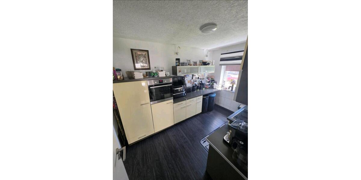 Reihenhaus Lohfelden - 8 Zimmer, 125 m&sup2;, 320.000&euro; | Angebot:27189044