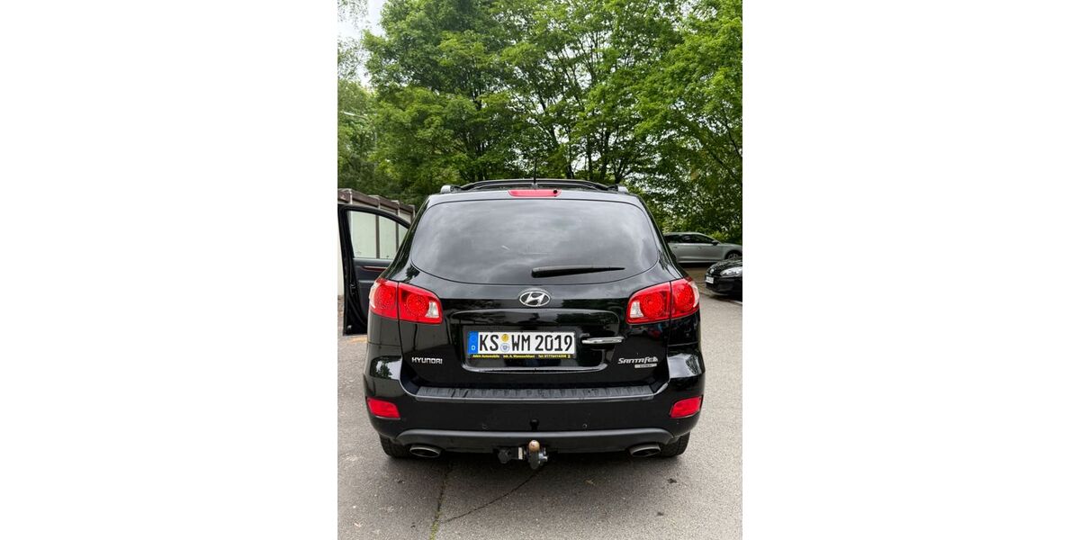 Hyundai SANTA FE 167.000 km 7.500 &euro; Baunatal 34225