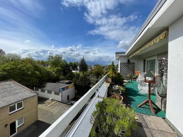 Sonnige 3-Zimmer-Penthouse-Wohnung mit traumhafter Dachterrasse in Lohfelden-Ochshausen