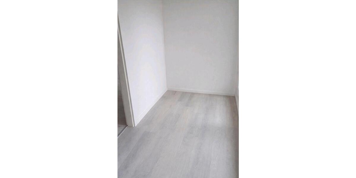 Erdgeschoßwohnung Wolfhagen - 2 Zimmer, 94 m&sup2;, 720&euro; | Angebot:26049619
