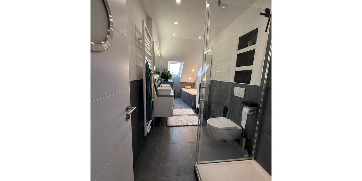 Moderne DG-Wohnung in Niedervellmar – Top-Lage nahe Festplatz 3 zimmer