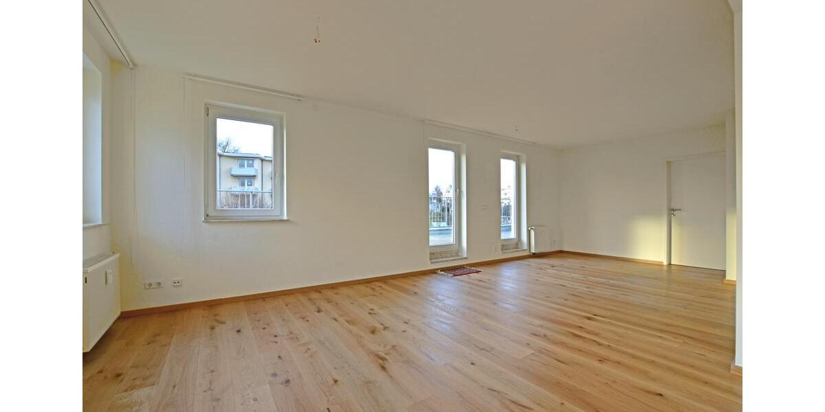 Exklusiv, hell, großzügig: Penthousewohnung zwischen Auefeld und Karlsaue - 3 Dachterrassen 3.5 zimmer