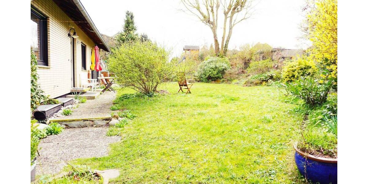 Zimmer Zierenberg - 2 Zimmer, 72 m&sup2;, 600&euro; | Angebot:26188081