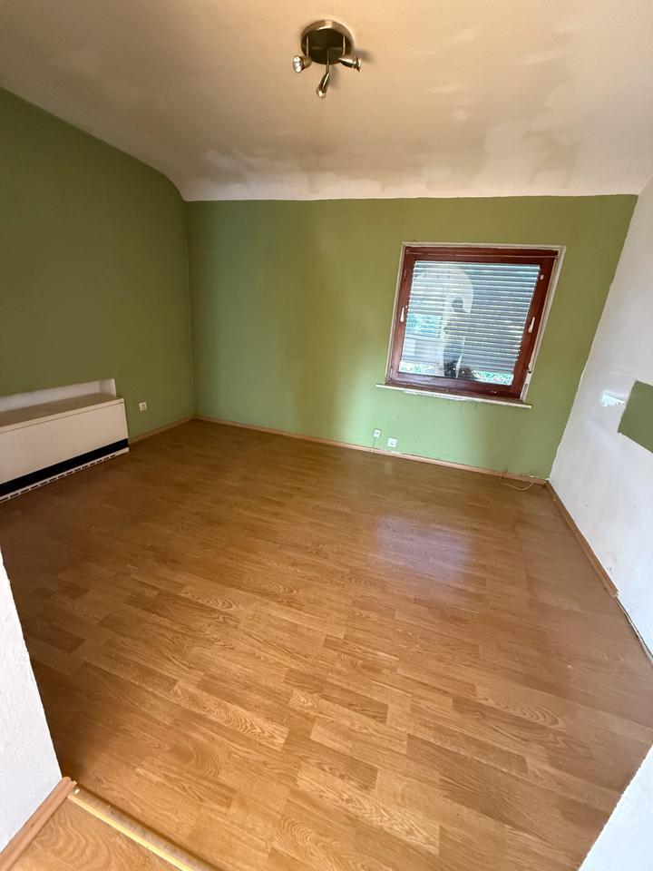 Charmantes Zweifamilienhaus in ruhiger Lage in Grebenstein