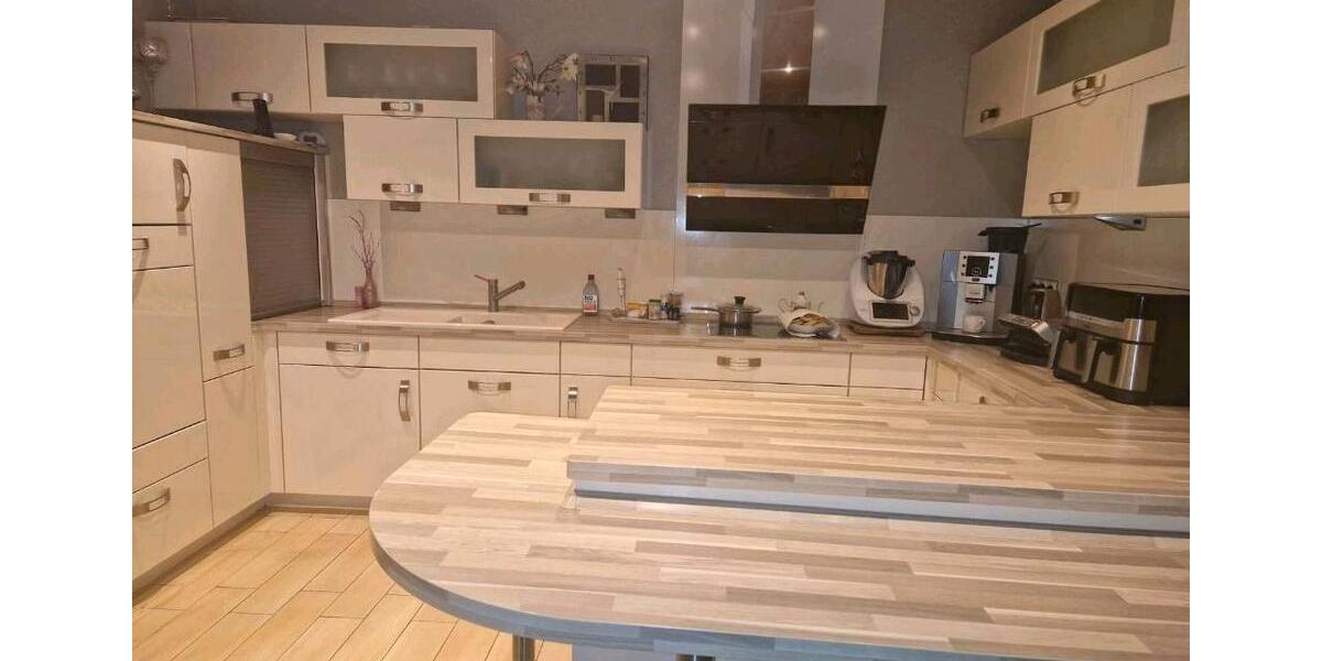 Einfamilienhaus Lohfelden - 5 Zimmer, 156 m&sup2;, 720.000&euro; | Angebot:25958581