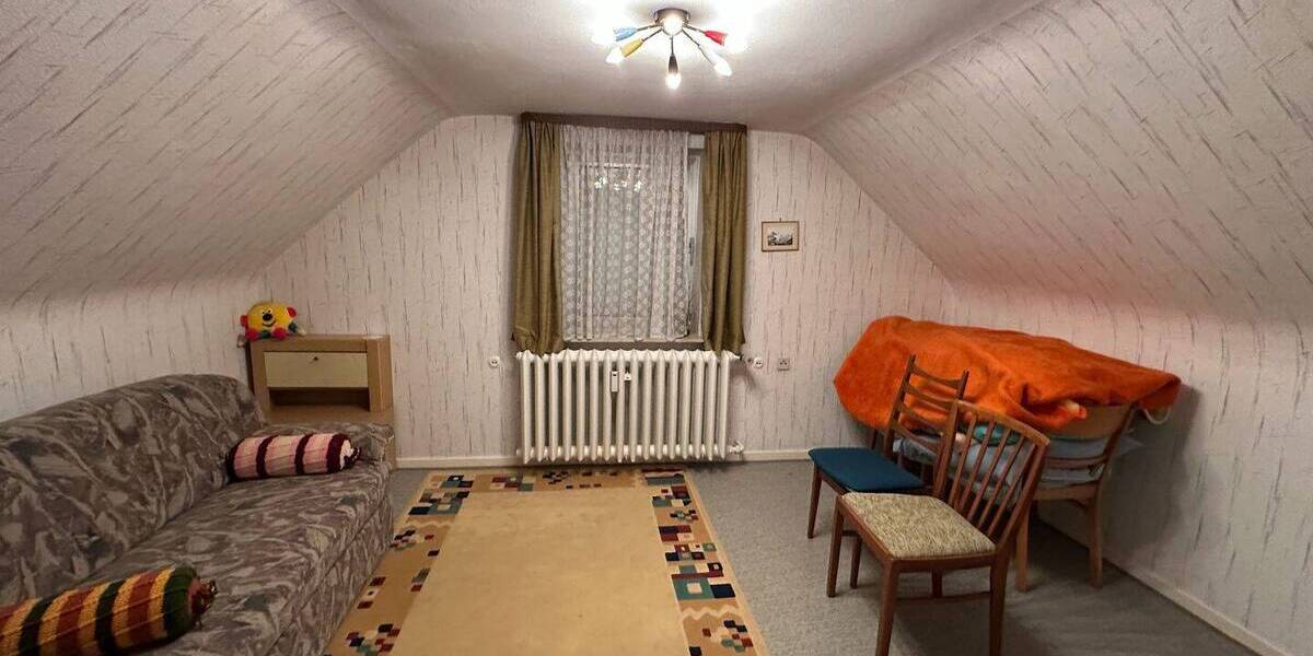 Mehrfamilienhaus, Wohnhaus Lohfelden Ochshausen - 6 Zimmer, 143 m&sup2;, 270.000&euro; | Angebot:26243276