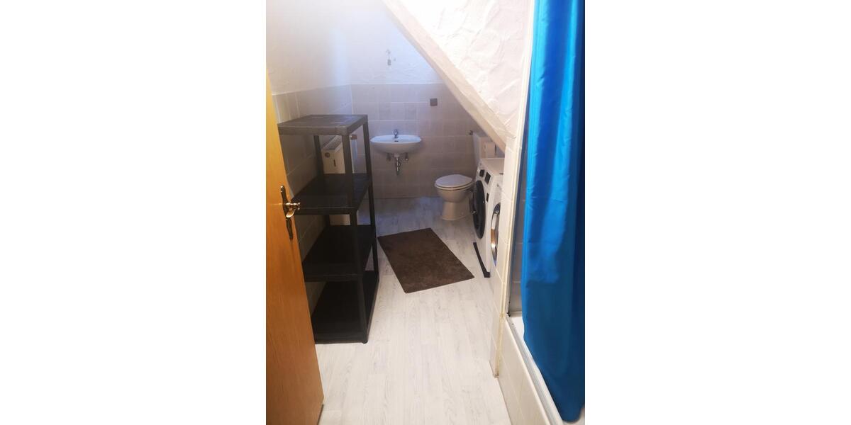 Dachgeschoßwohnung Morschen - 3 Zimmer, 82 m&sup2;, 800&euro; | Angebot:25220154