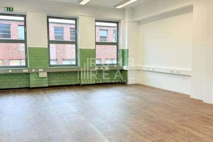Büro in Köln 3.900 € 245 m²