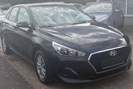 Hyundai i30 147.000 km 9.990 &euro; Fuldatal-Kassel 34233