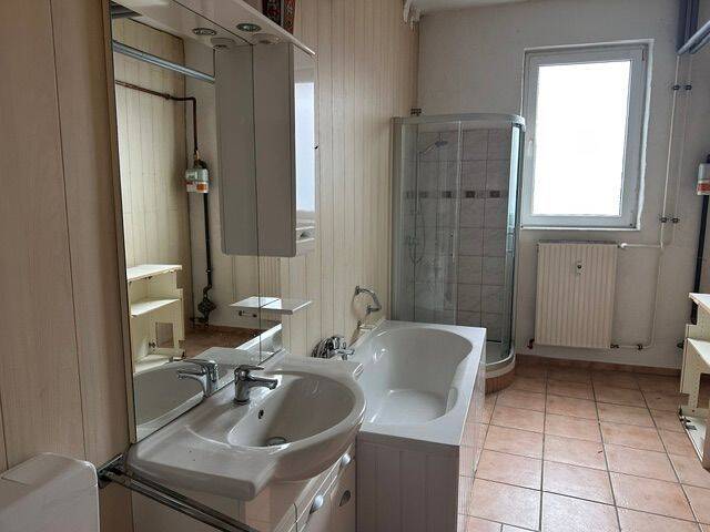 Etagenwohnung Fritzlar - 4 Zimmer, 90 m&sup2;, 650&euro; | Angebot:26917526